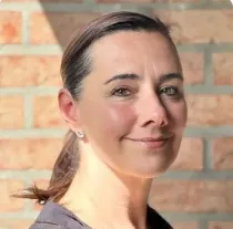 DEBAST Sarah